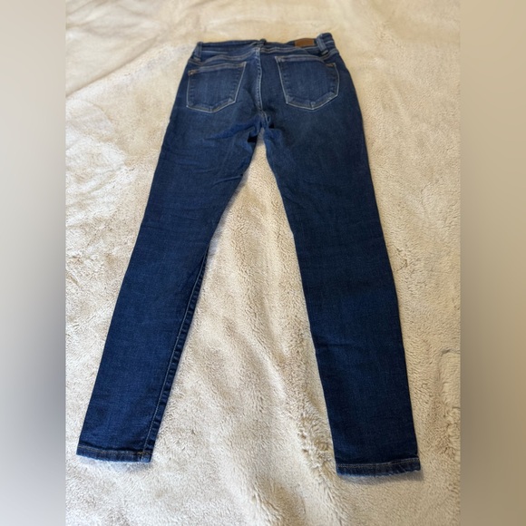 Judy Blue non- distressed skinny jeans size 5/27 - Picture 4 of 5